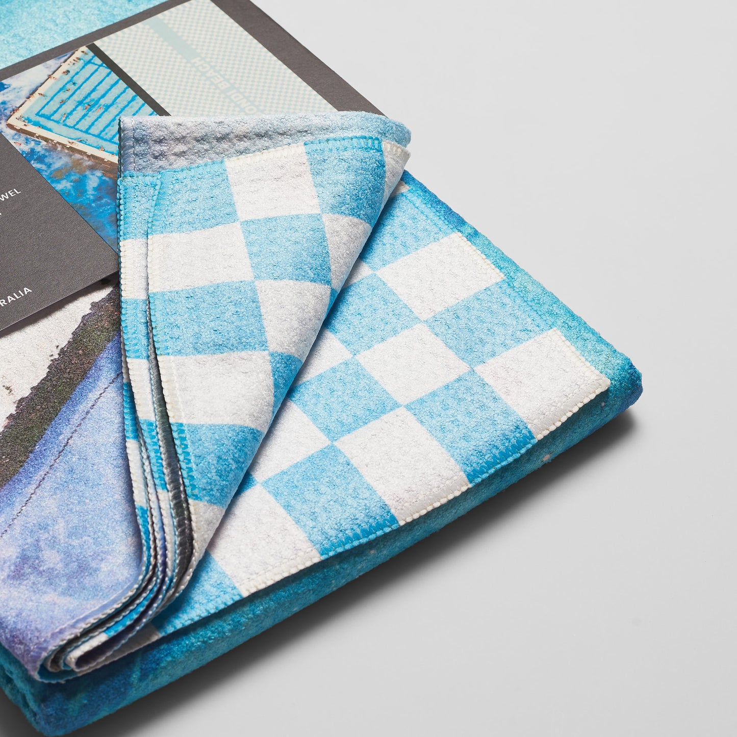 Bondi Swimmers Quick-Dry Beach Towel