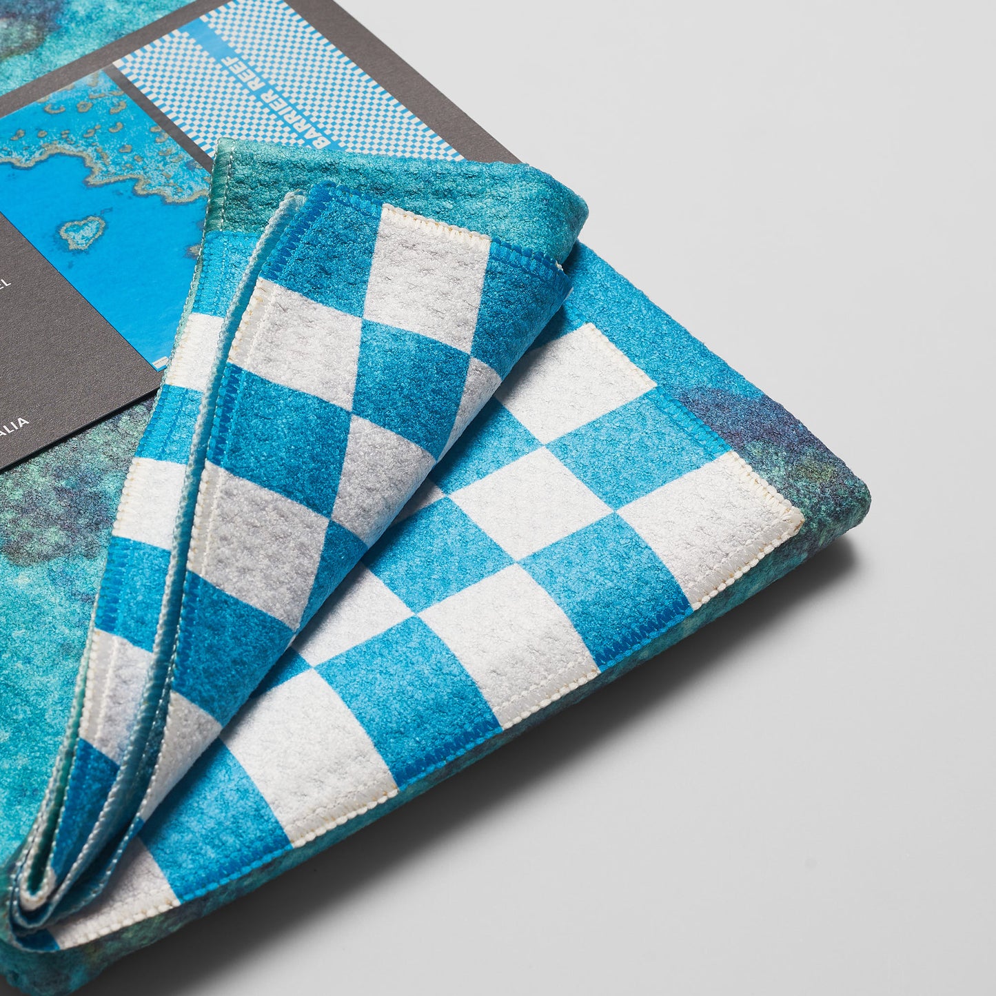 Great Barrier Reef Quick-Dry Beach Towel