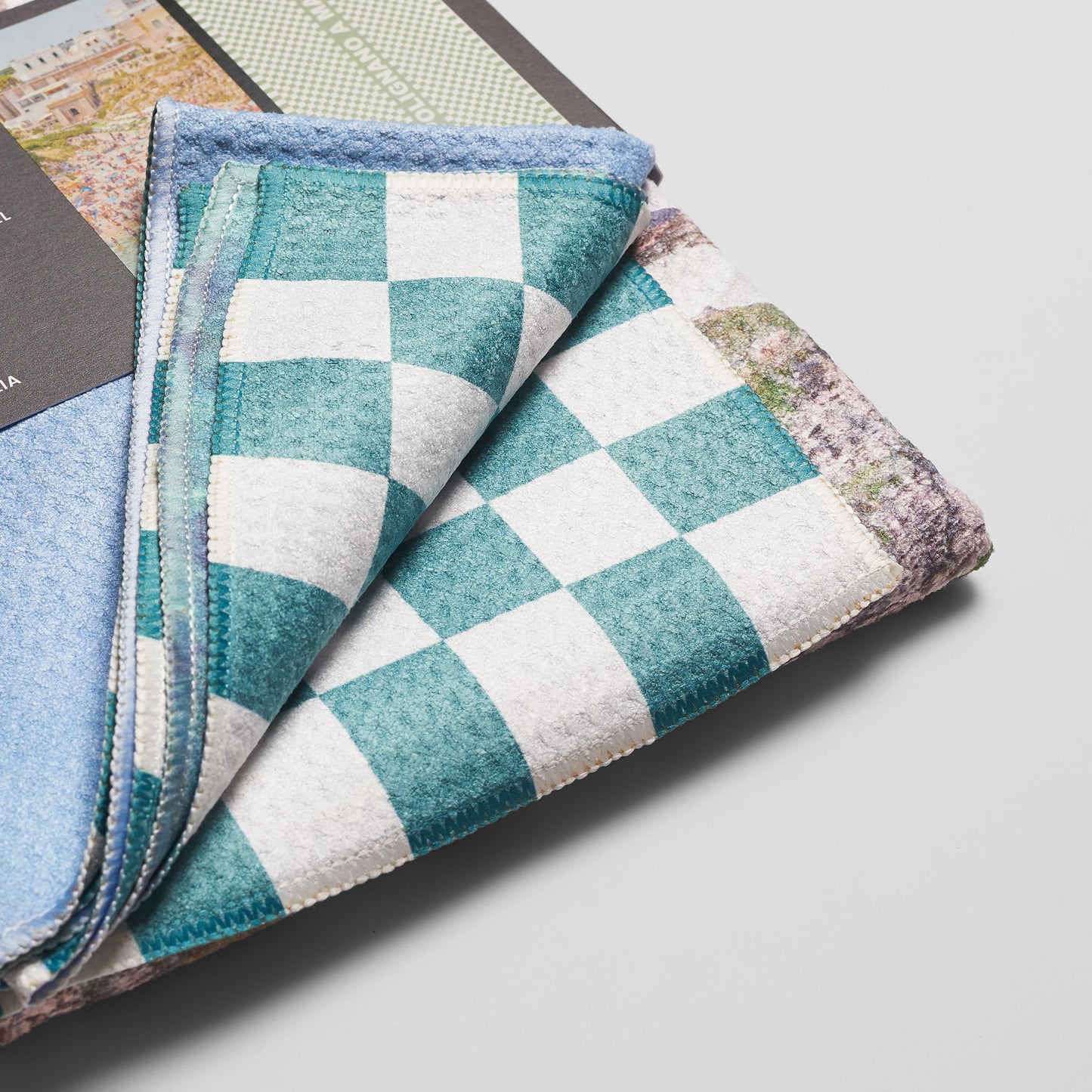 Polignano a Mare Quick-Dry Beach Towel
