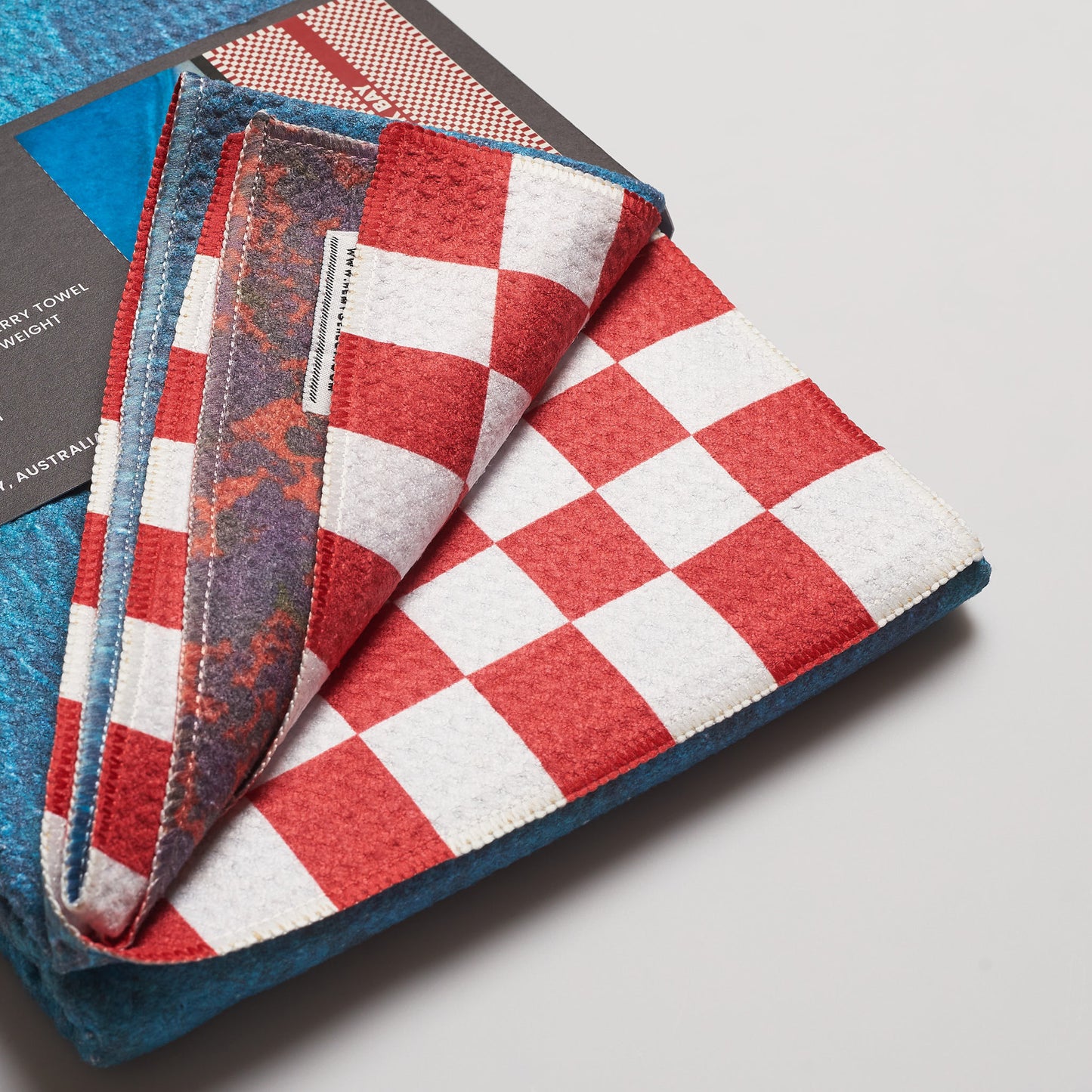 Shark Bay Quick-Dry Beach Towel