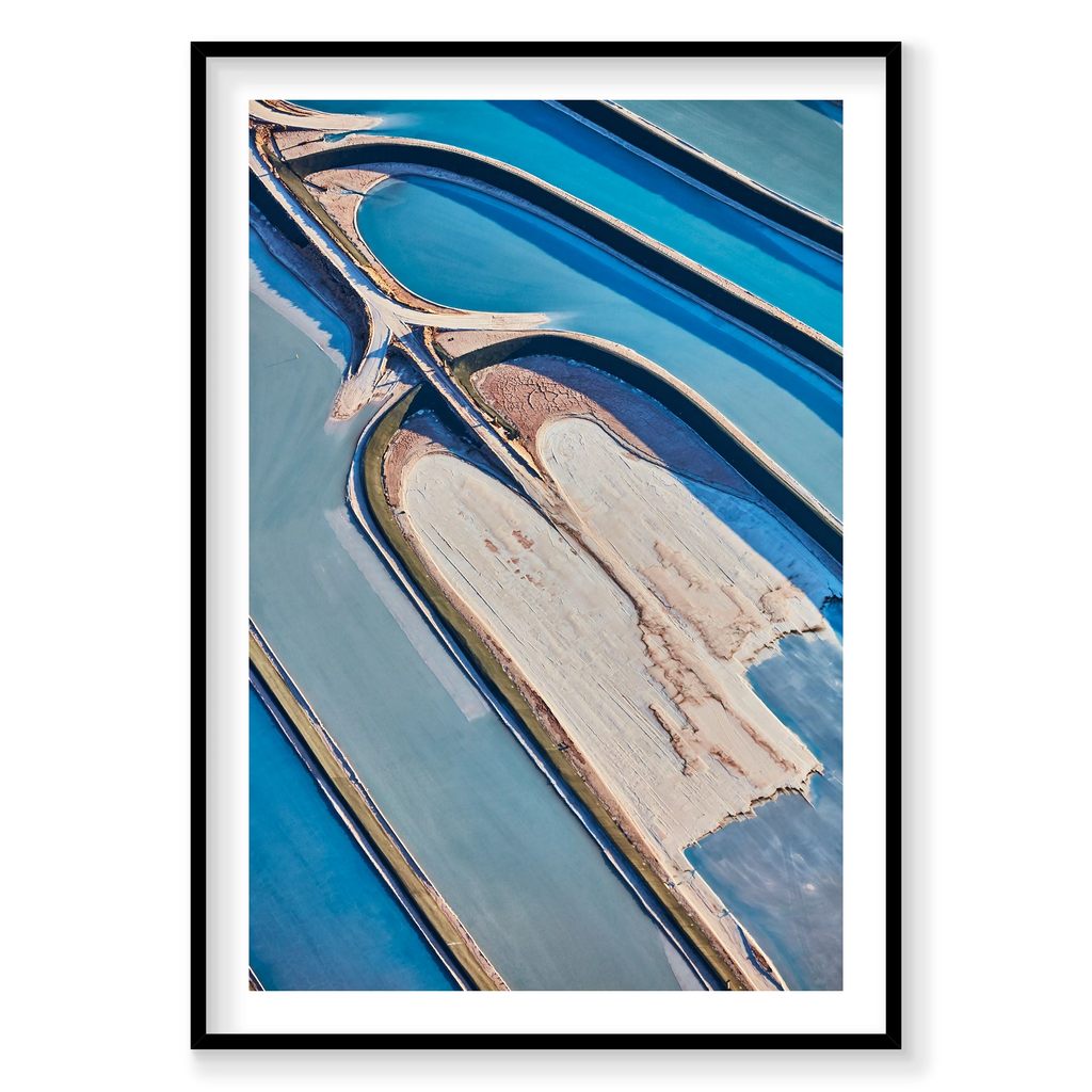 Trident, Moab, Portrait Print, black Victorian Ash frame